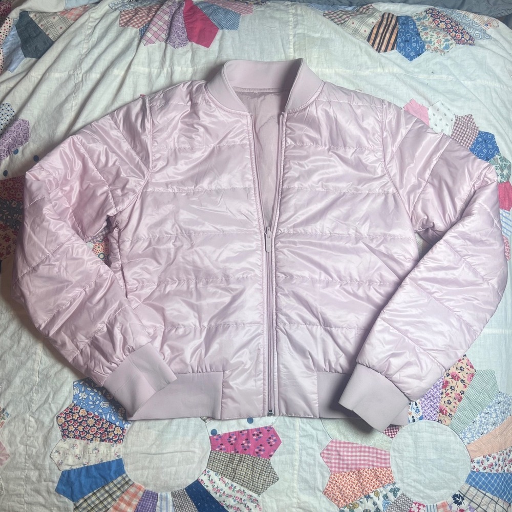 Lululemon Non-Stop Bomber Jacket Reversible Pink Quilted Size 8 LW4BDGS